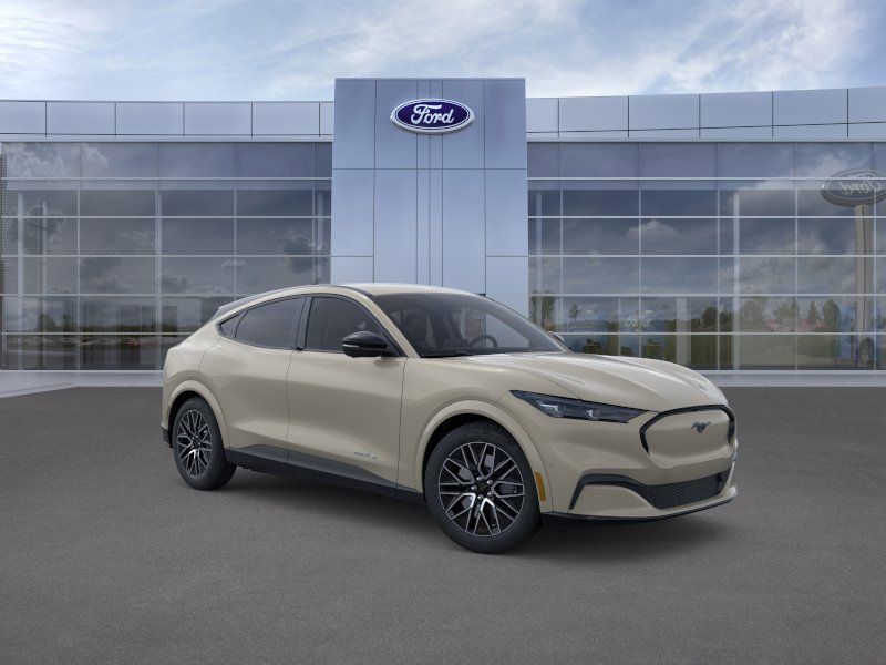 2025 Ford Mustang-Mach-e Premium's photo