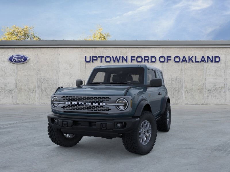 2023 Ford Bronco Badlands photo 3