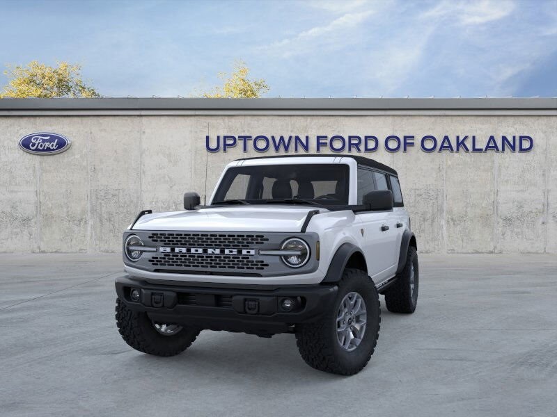 2023 Ford Bronco Badlands photo 3
