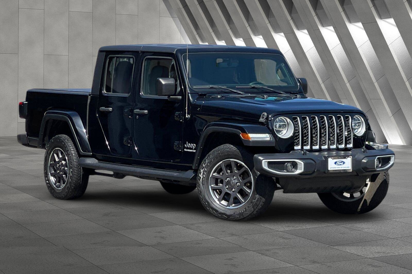 Used 2020 Jeep Gladiator Overland with VIN 1C6HJTFG1LL176619 for sale in Oakland, CA