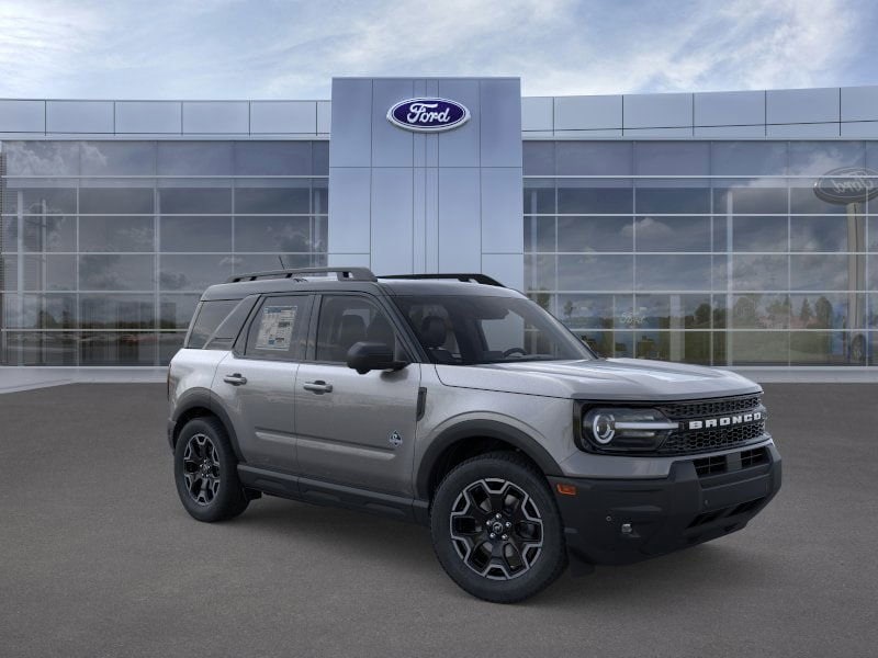 2025 Ford Bronco Sport Outer Banks's photo
