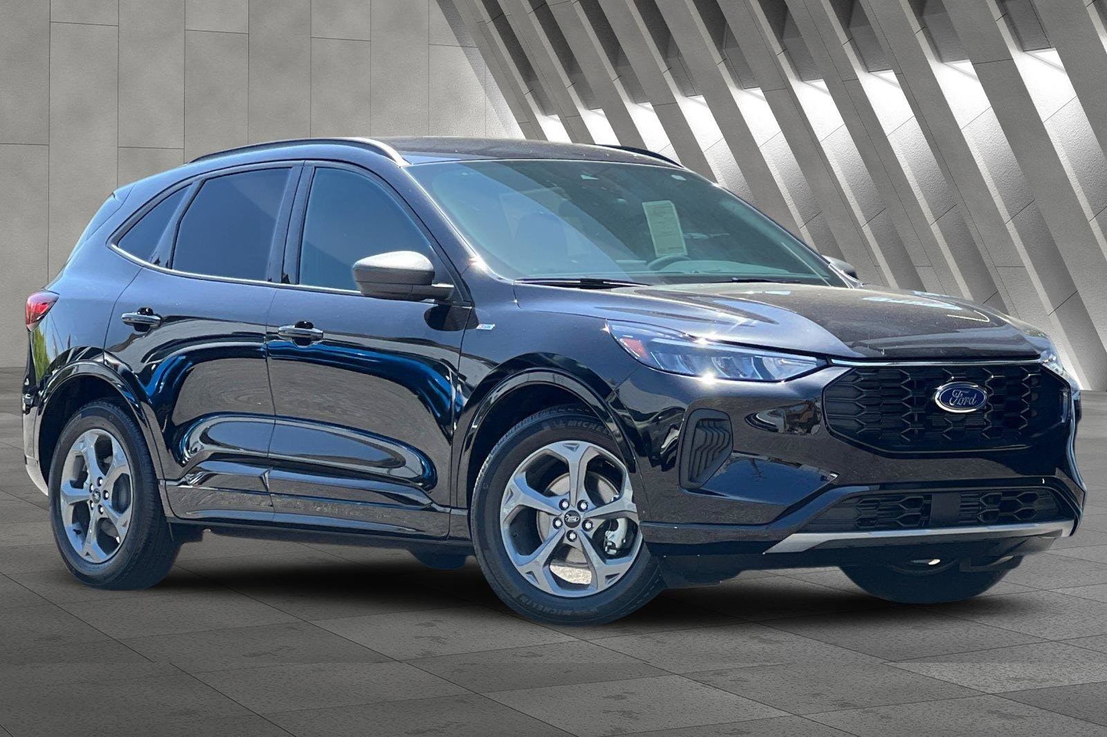 Used 2023 Ford Escape ST-Line with VIN 1FMCU0MN2PUA76230 for sale in Oakland, CA