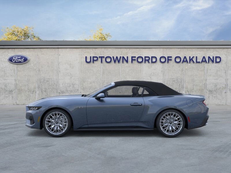 2025 Ford Mustang GT Premium Convertible photo 4