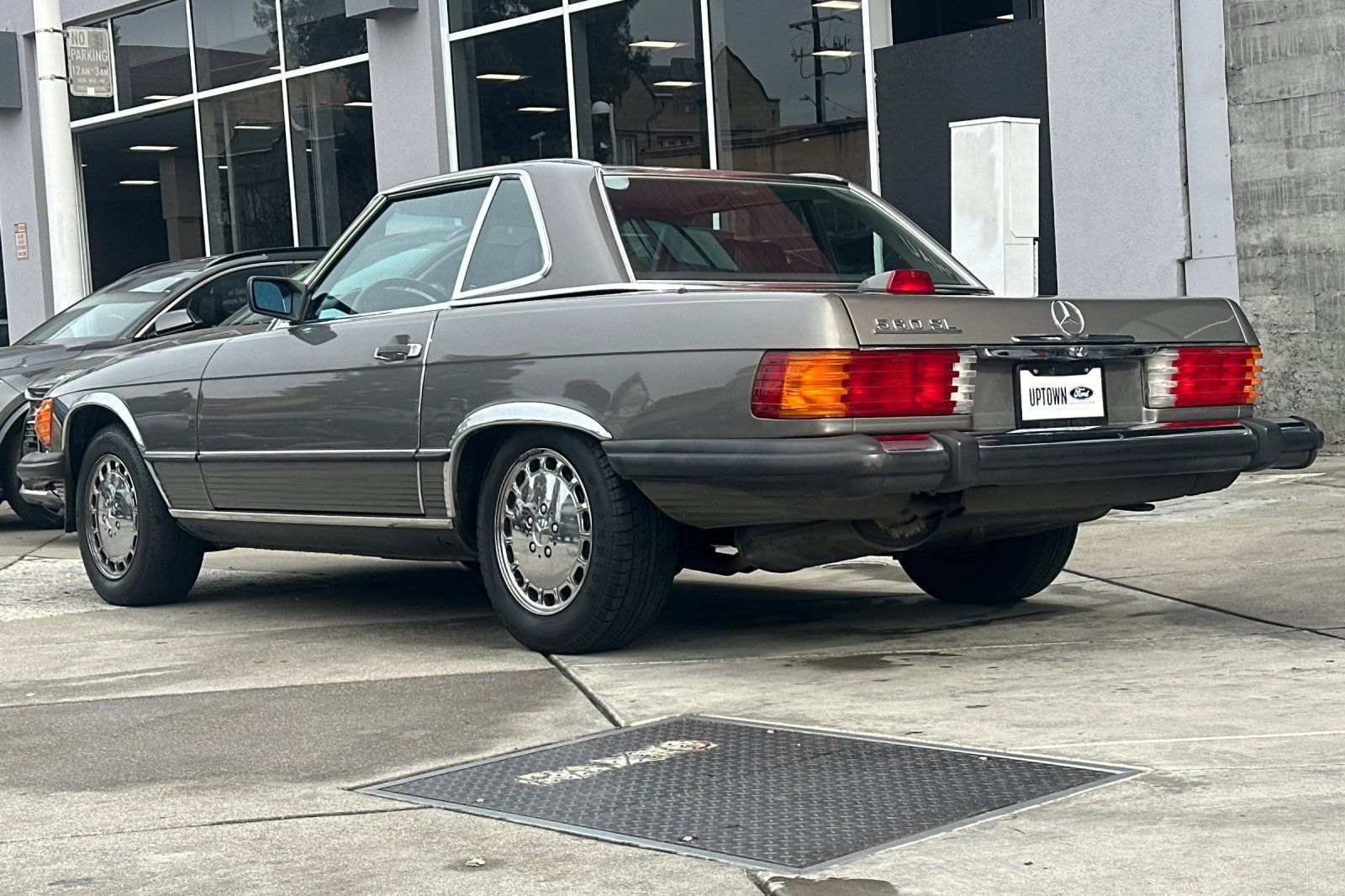 1986 Mercedes-Benz 500-Class 560 SL photo 5
