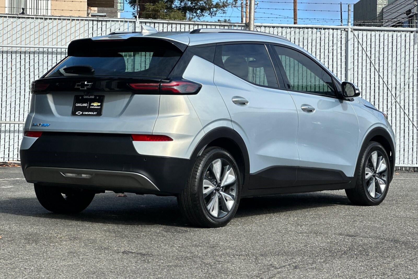 2023 Chevrolet Bolt EUV photo 3