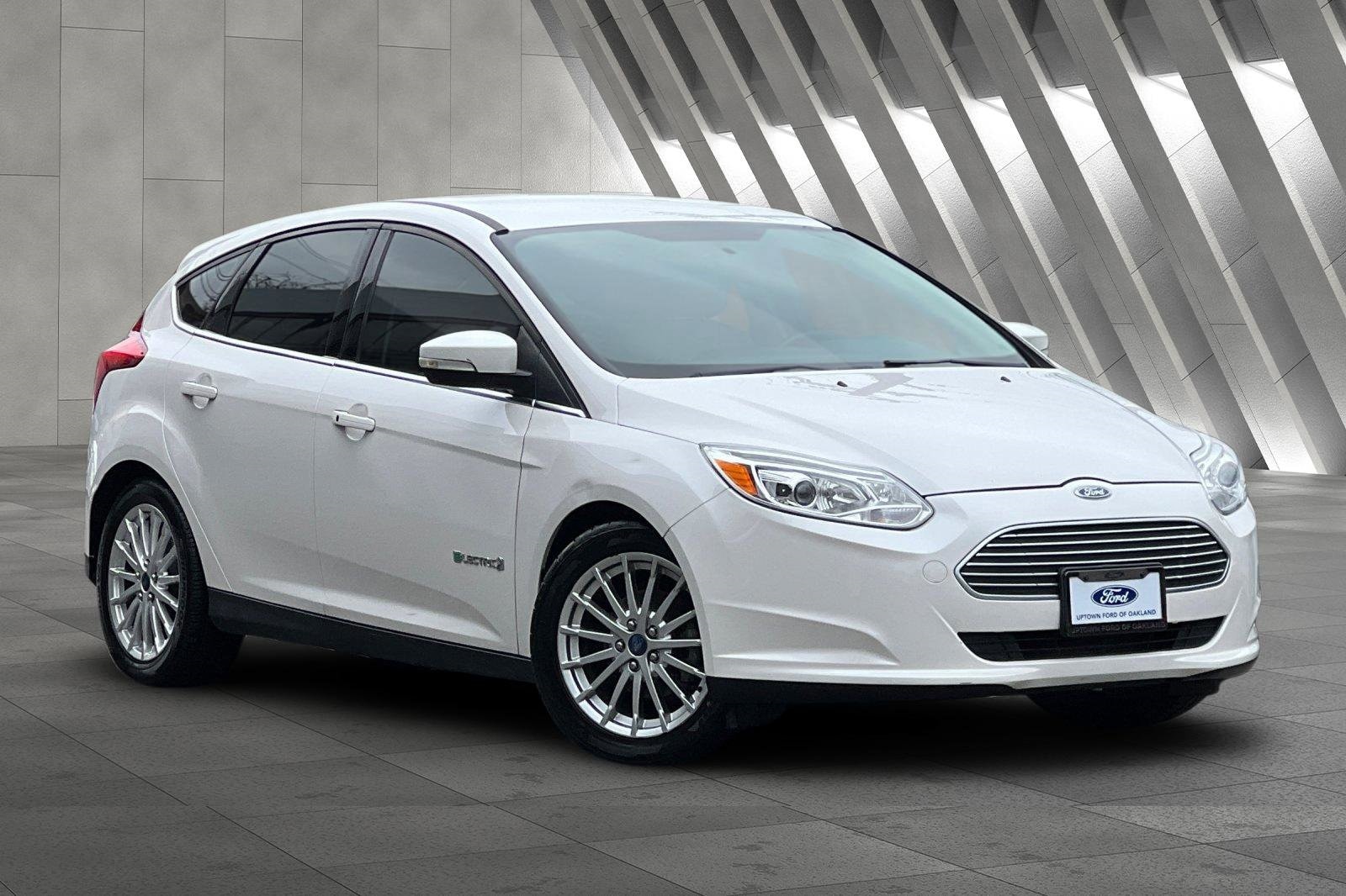 Used 2013 Ford Focus Electric with VIN 1FADP3R46DL165324 for sale in Oakland, CA