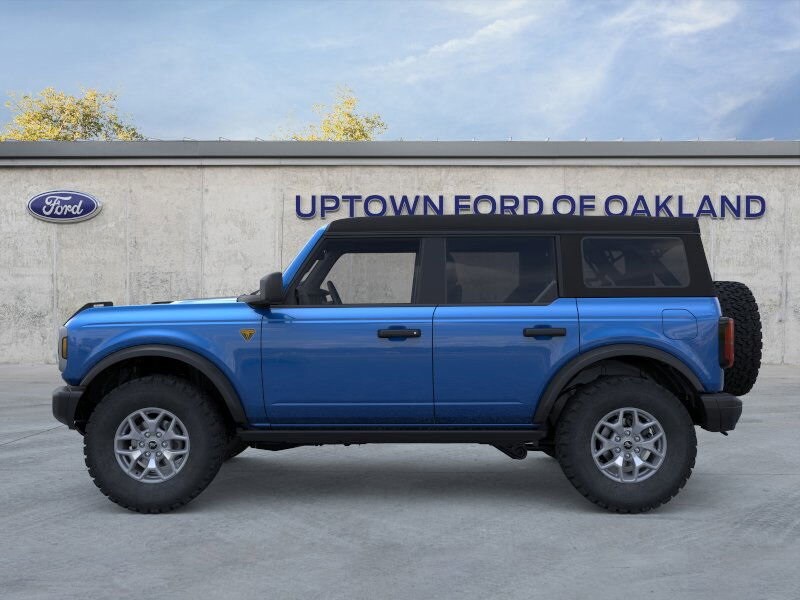 2023 Ford Bronco Badlands photo 4