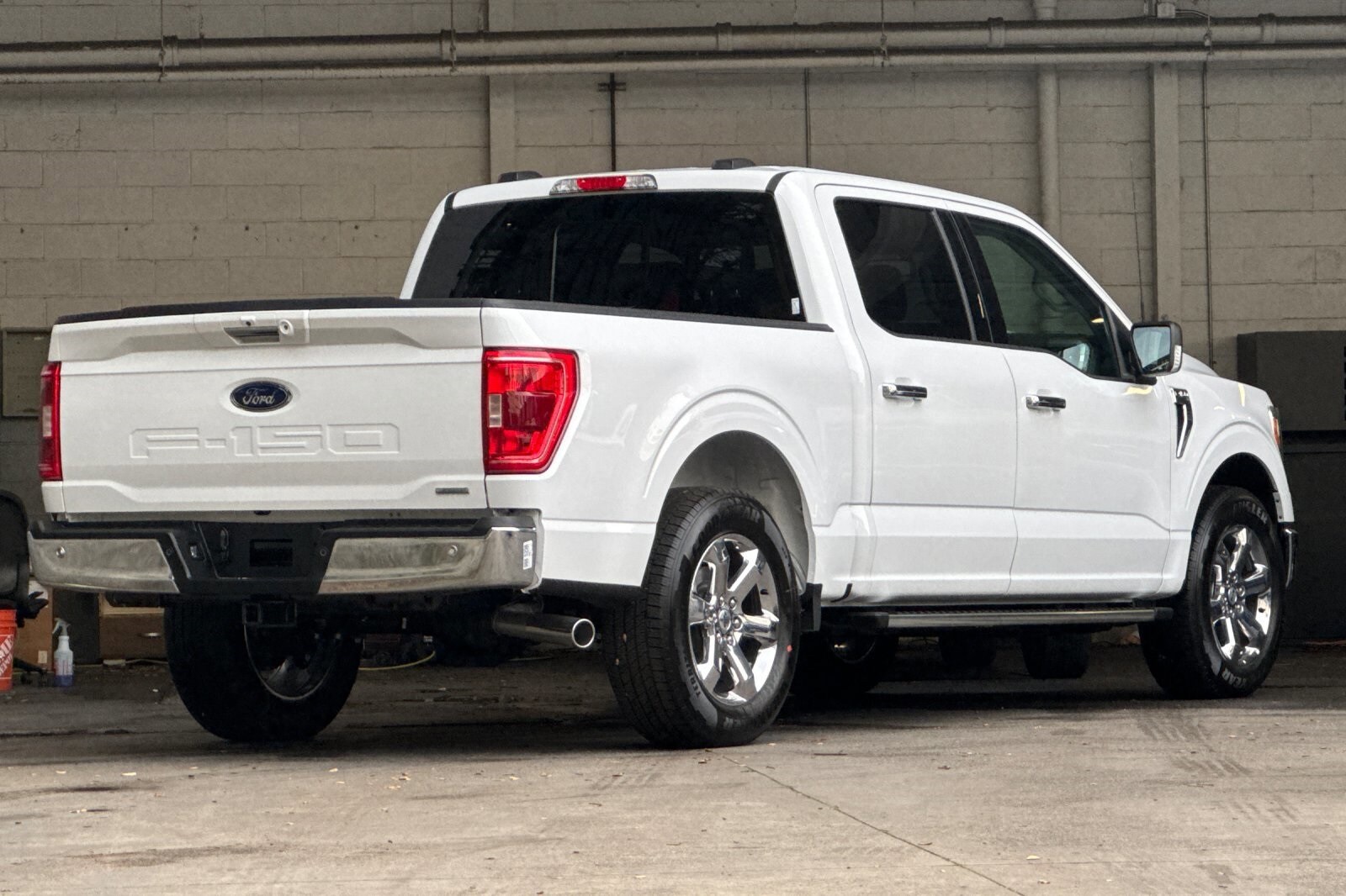 2023 Ford F-150 XLT photo 4