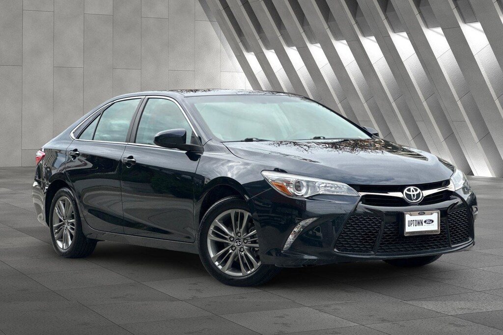 Used 2016 Toyota Camry Sedan