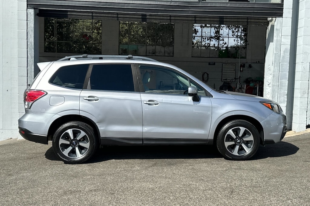 Used 2017 Subaru Forester 2.5i Limited SUV