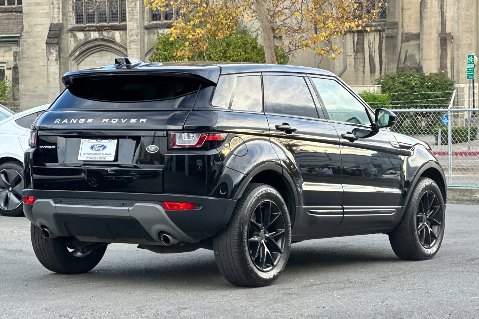 2018 Land Rover Range Rover Evoque SE photo 4