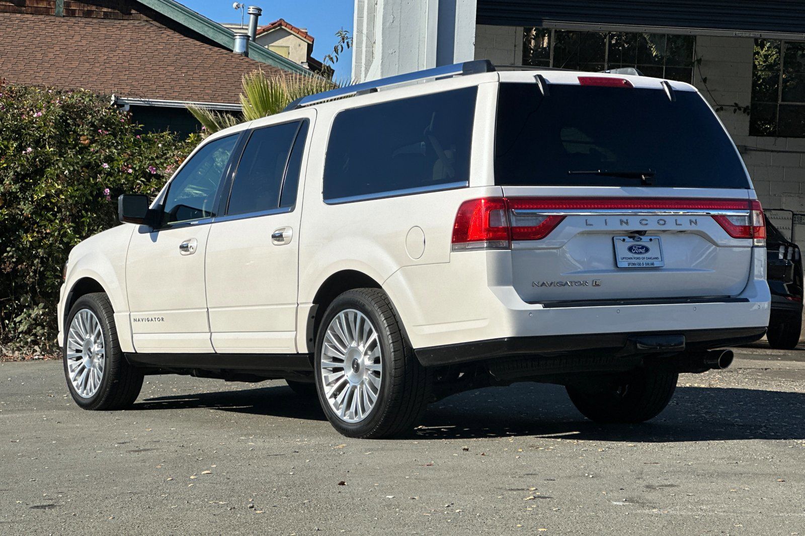 2017 Lincoln Navigator L Reserve photo 5