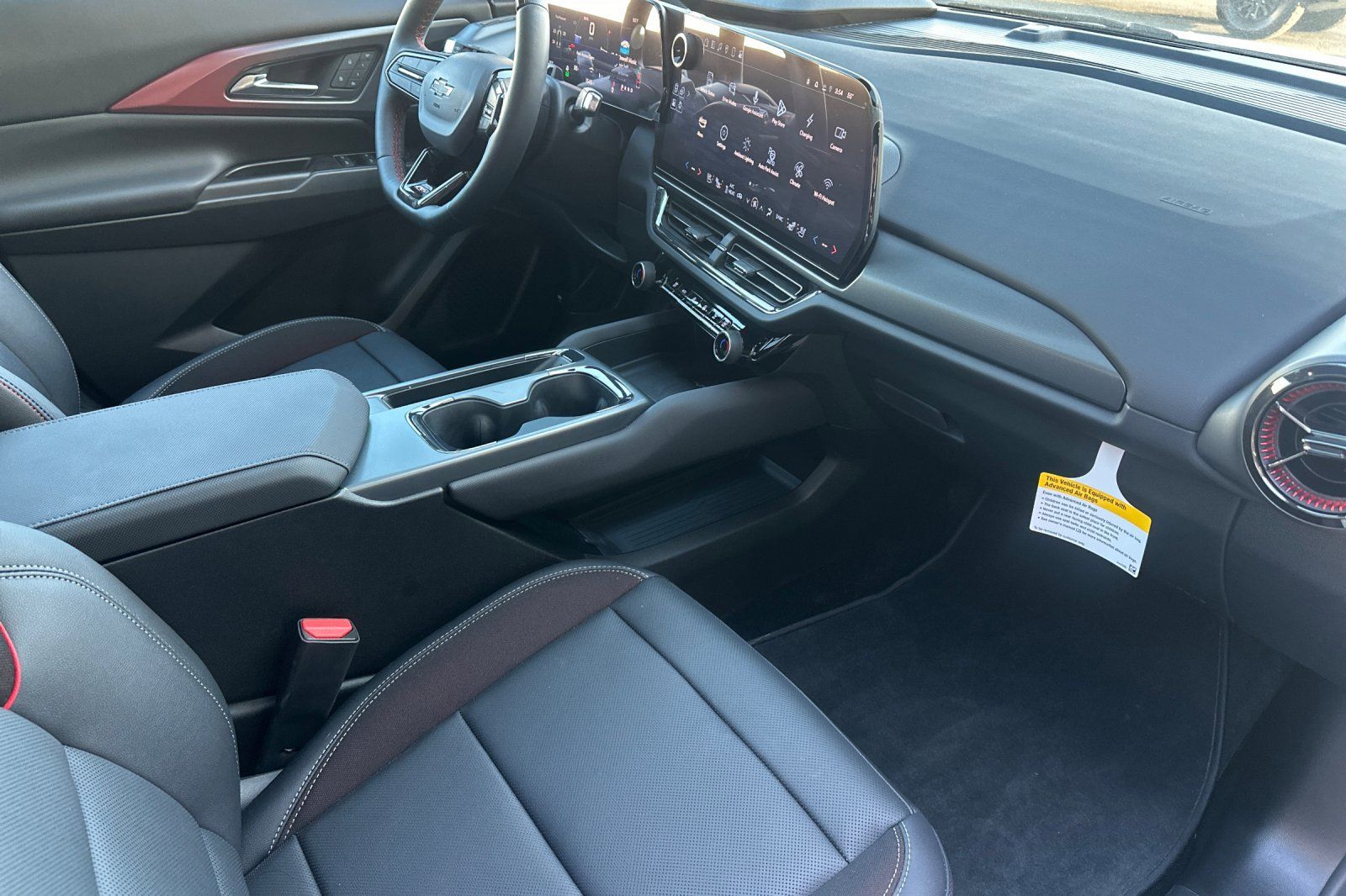 2025 Chevrolet Equinox EV RS - Photo 16