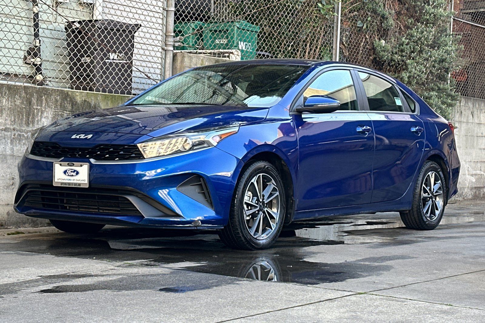 2024 Kia Forte LXS photo 3