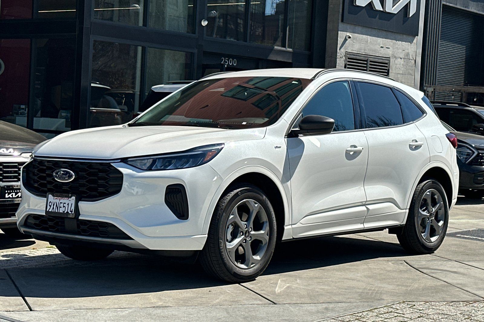 2024 Ford Escape ST-Line photo 3