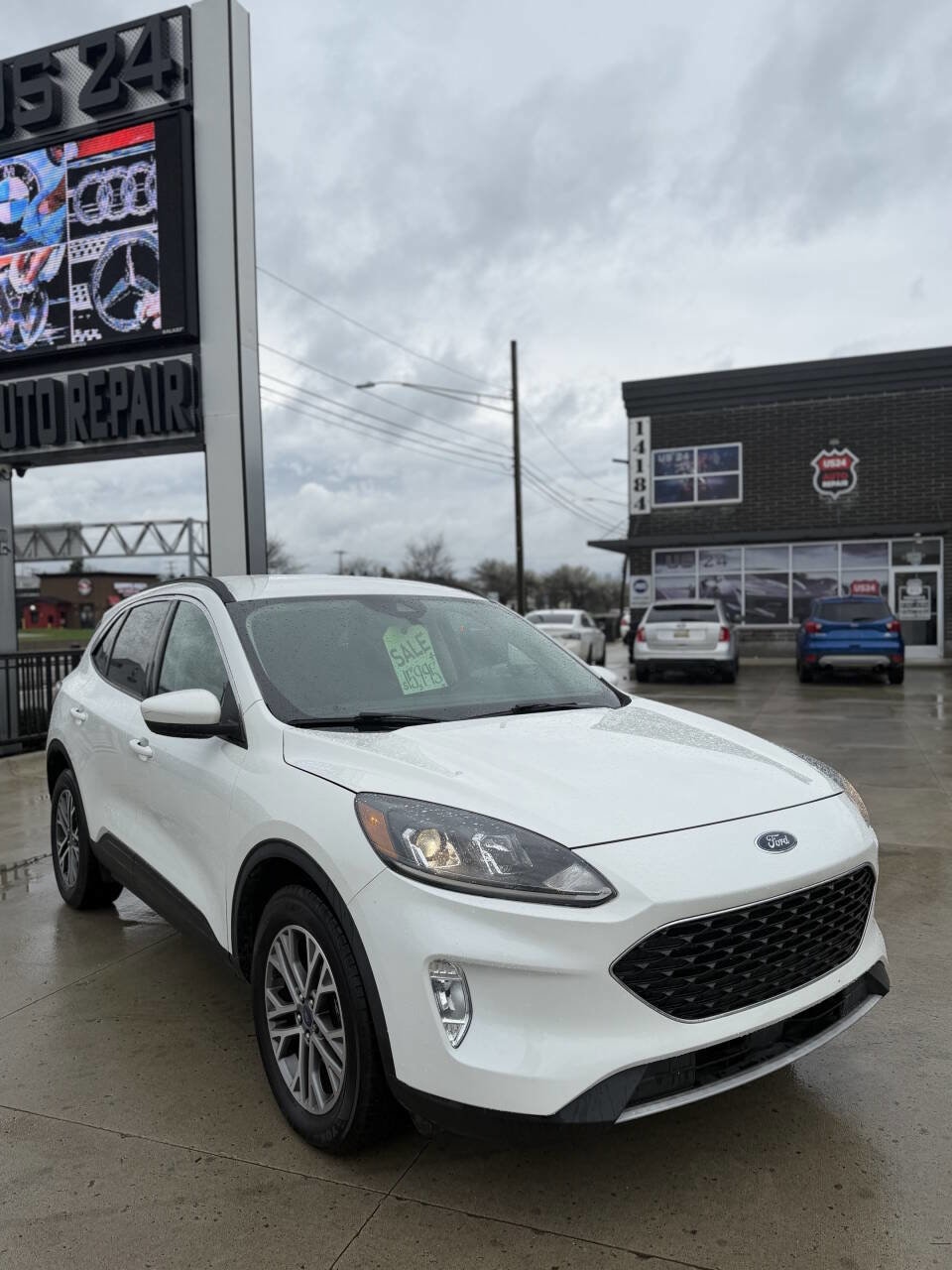 2020 Ford Escape SEL