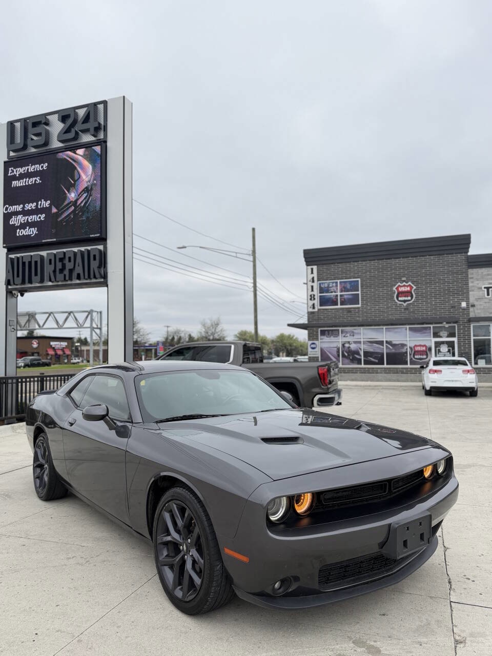 2019 Dodge Challenger SXT