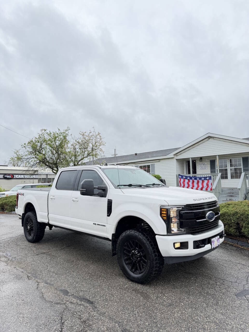 2019 Ford F-250 Lariat 4x4 Crew Cab 160 in's photo