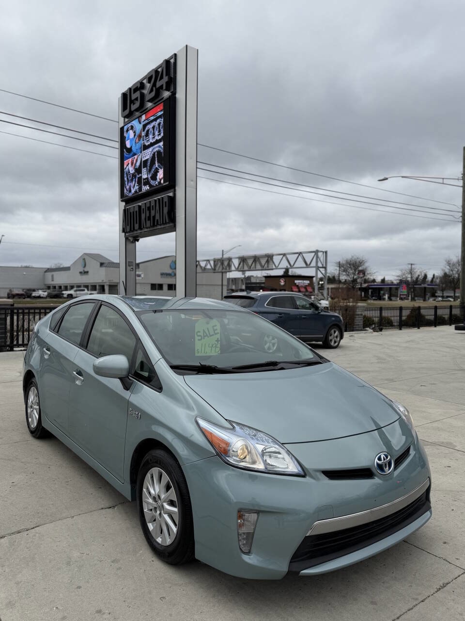 2014 Toyota Prius Plug-In Advanced