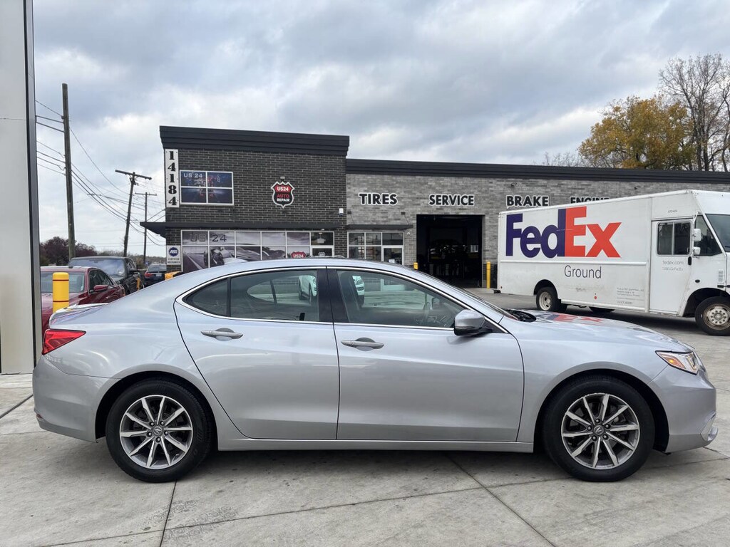 Used 2018 Acura TLX w/Technology Pkg 2.4L FWD w/Technology Pkg