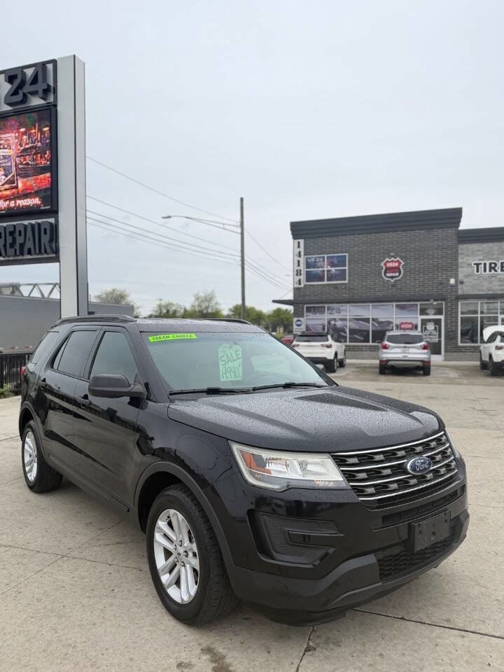 2016 Ford Explorer Base 4WD's photo