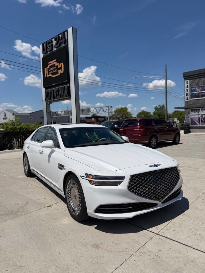 2020 Genesis G90 5.0 Ultimate's photo