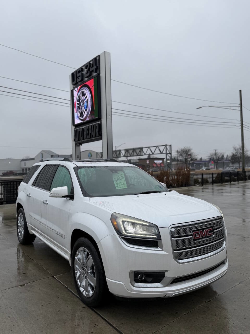 2016 GMC Acadia Denali