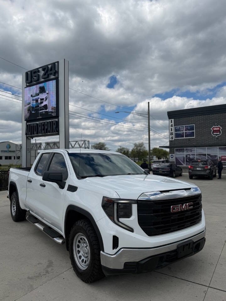 2023 GMC Sierra 2WD Double Cab Standard Box Pro's photo