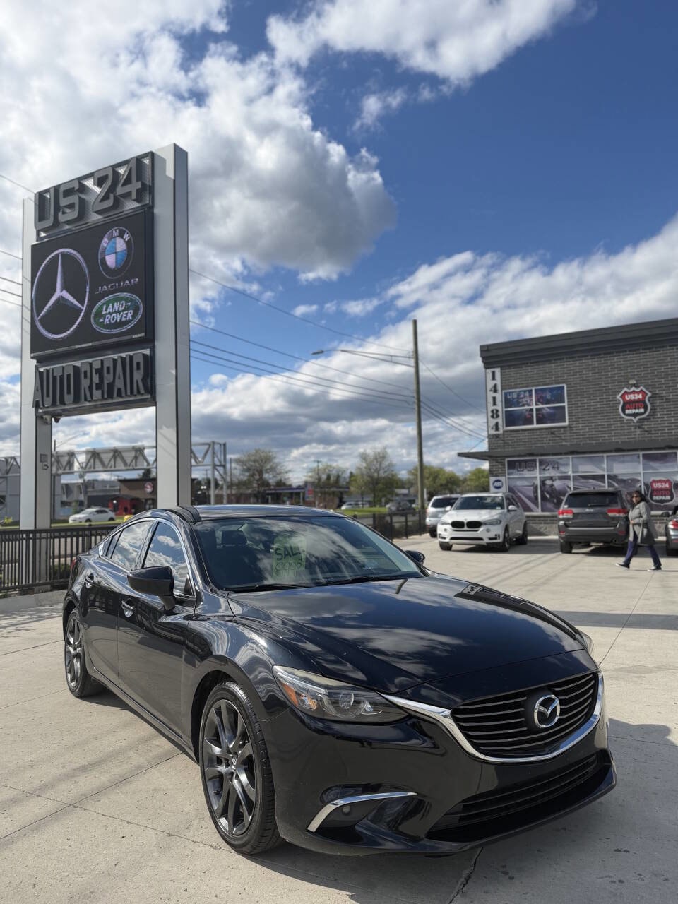 2016 Mazda EZ-6 i Grand Touring Auto's photo