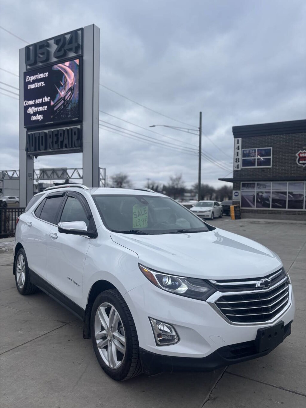 Used 2021 Chevrolet Equinox Premier AWD Premier