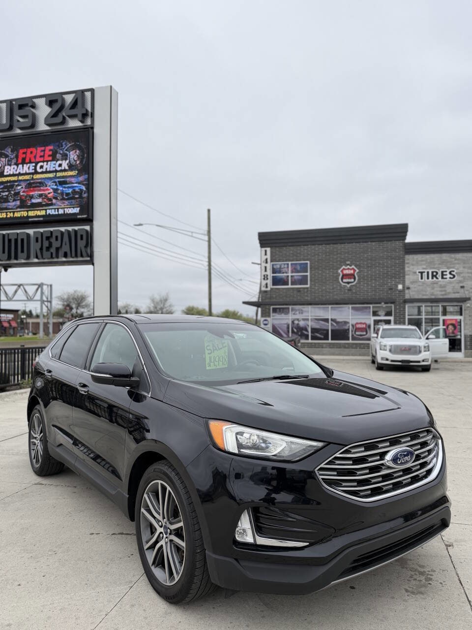 2019 Ford Edge Titanium