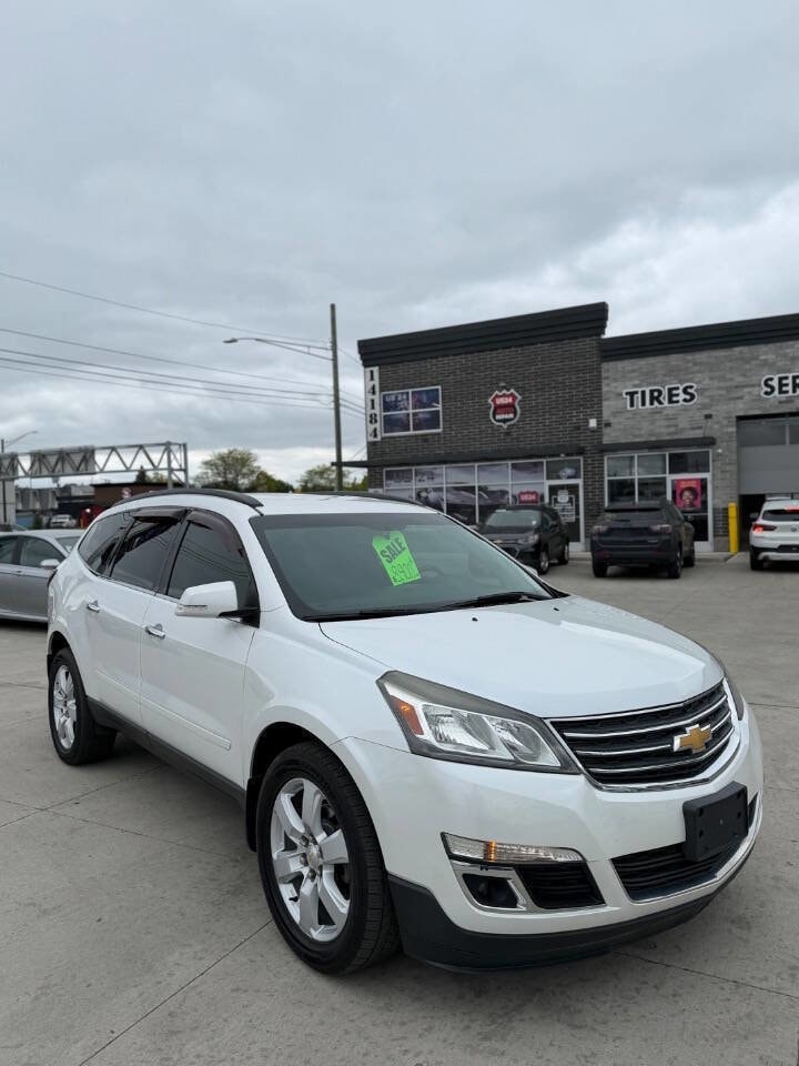 2017 Chevrolet Traverse 1LT AWD's photo