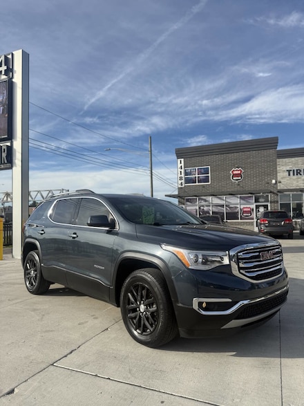 2019 GMC Acadia SLT FWD  SLT w/SLT-1