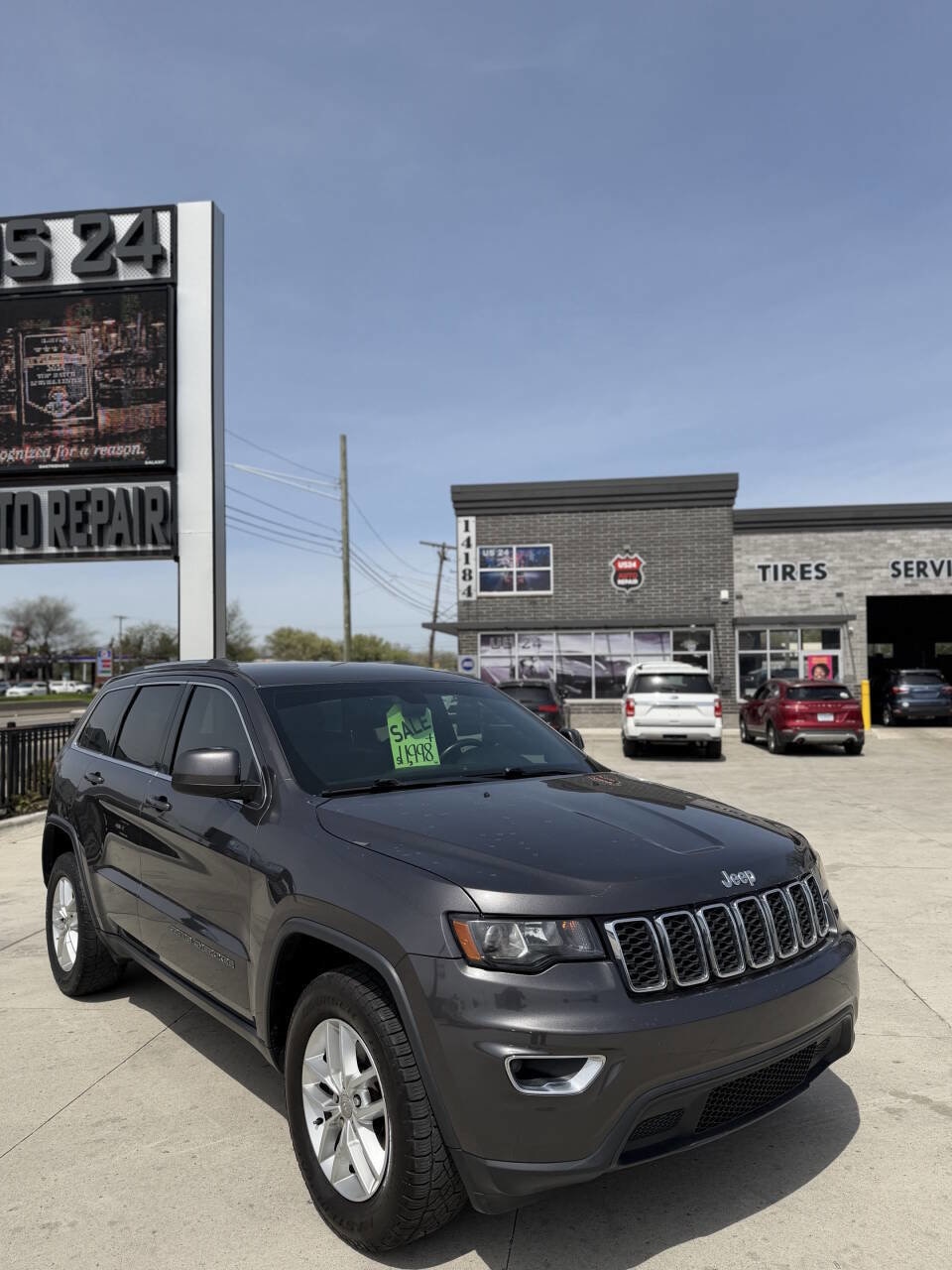 2017 Jeep Grand Cherokee Laredo E 4WD's photo