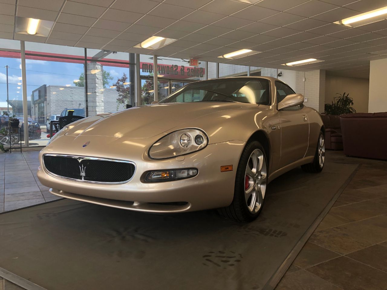 2004 Maserati Coupe photo 3