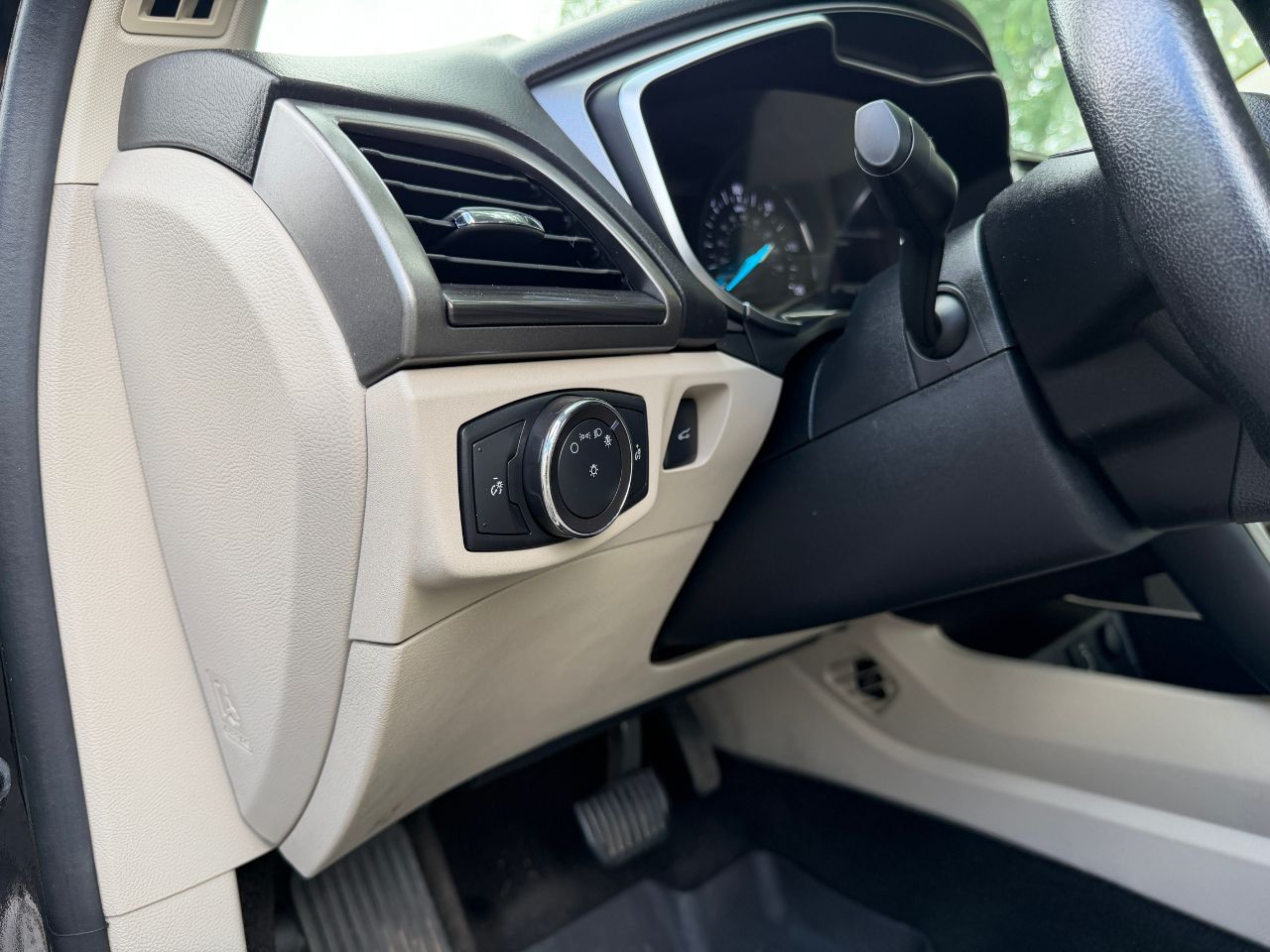 2018 Ford Fusion Energi SE Luxury - Photo 15