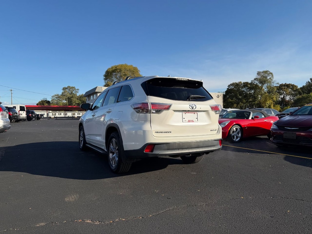 Used 2015 Toyota Highlander XLE V6 SUV