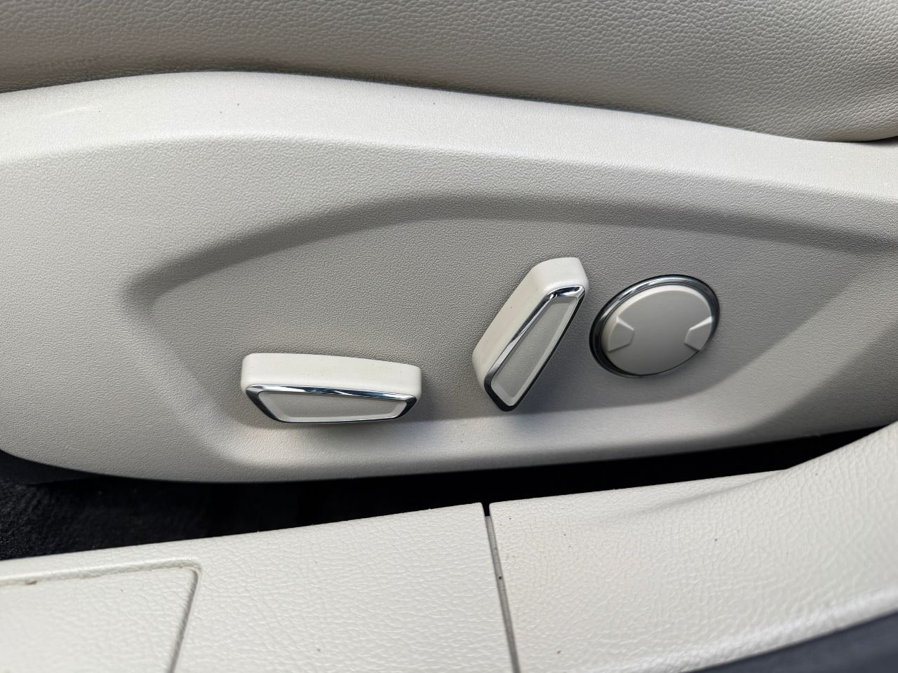 2018 Ford Fusion Energi SE Luxury - Photo 14