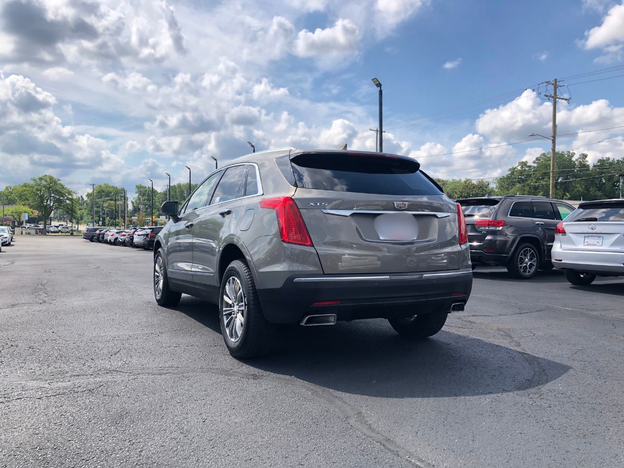 2018 Cadillac XT5 Luxury photo 3