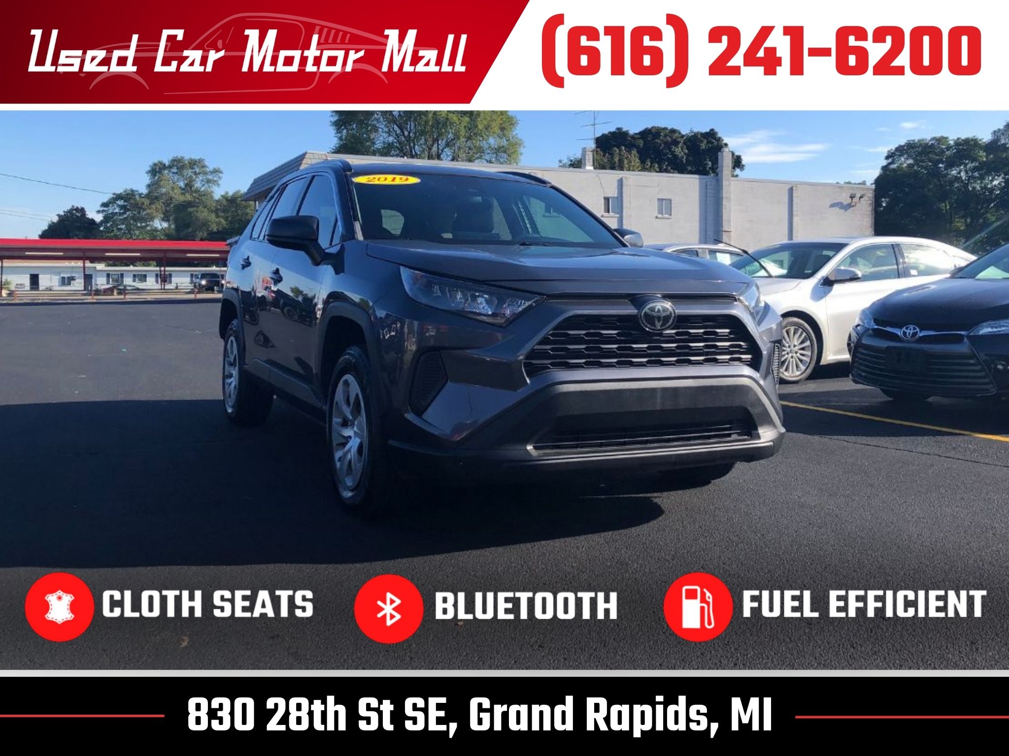 2019 Toyota RAV4 LE's photo