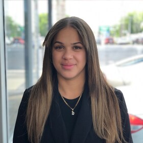 Staff member Daniella Gonzalez from ID_90d4b114e632