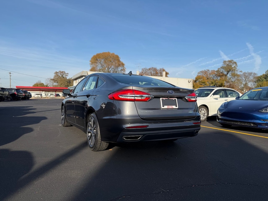 Used 2020 Ford Fusion SE Sedan