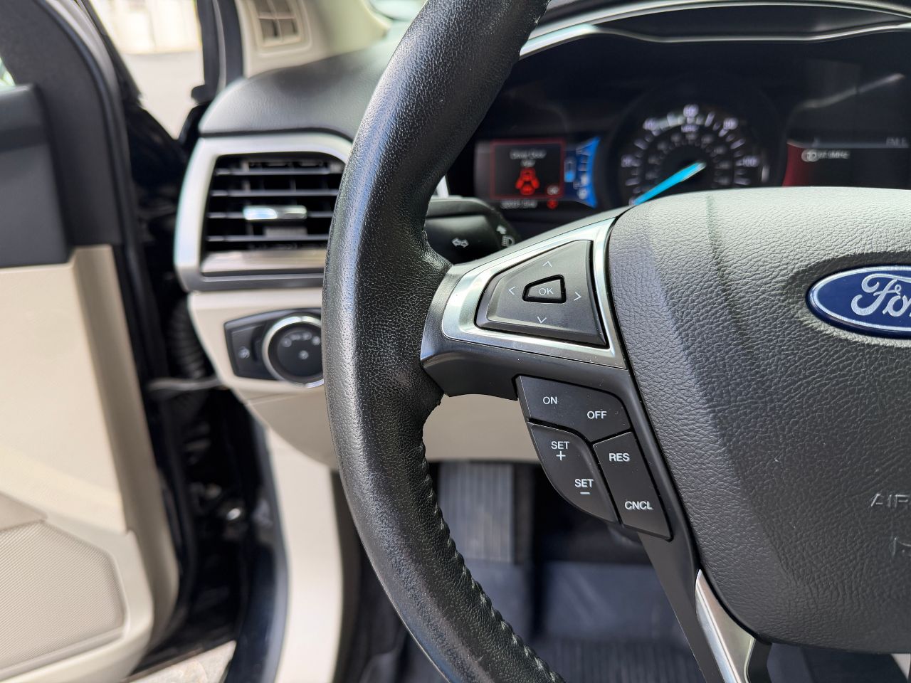 2018 Ford Fusion Energi SE Luxury - Photo 22