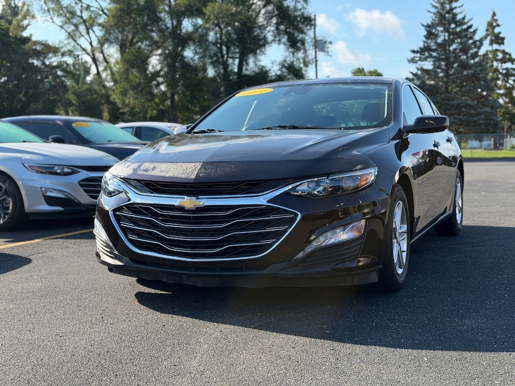 Used 2021 Chevrolet Malibu LS w/1FL Sedan