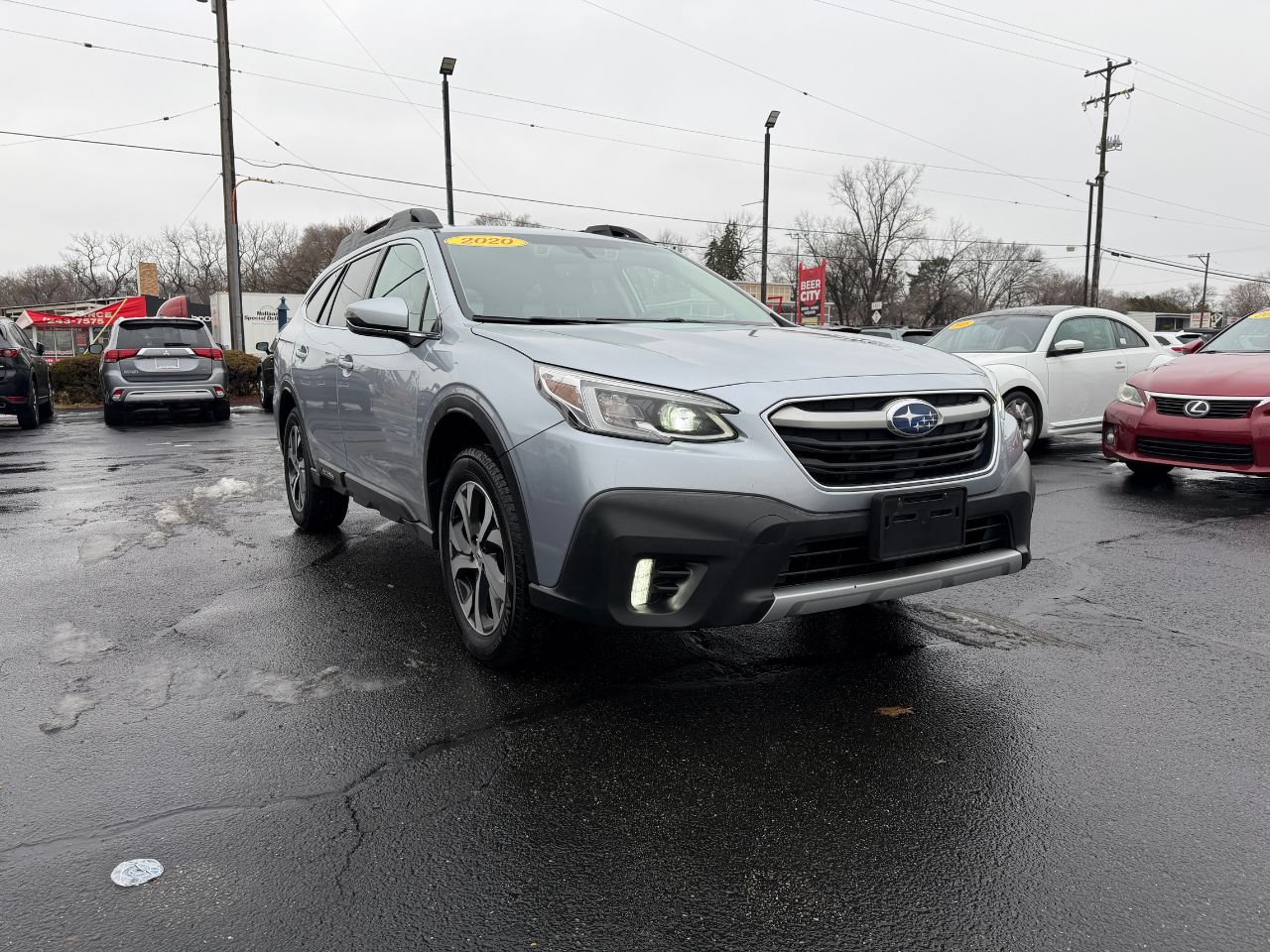 2020 Subaru Outback Limited's photo