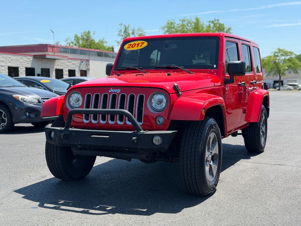 Used 2017 Jeep Wrangler JK Unlimited Sahara 4x4 SUV