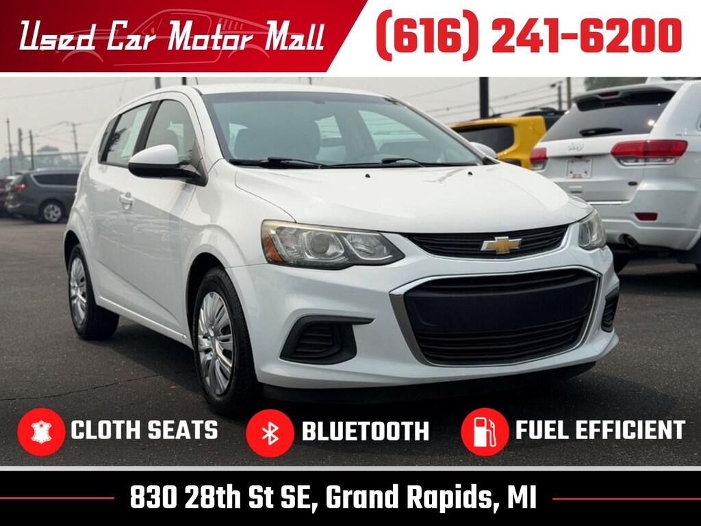 Used 2017 Chevrolet Sonic LT Auto w/1FL Hatchback
