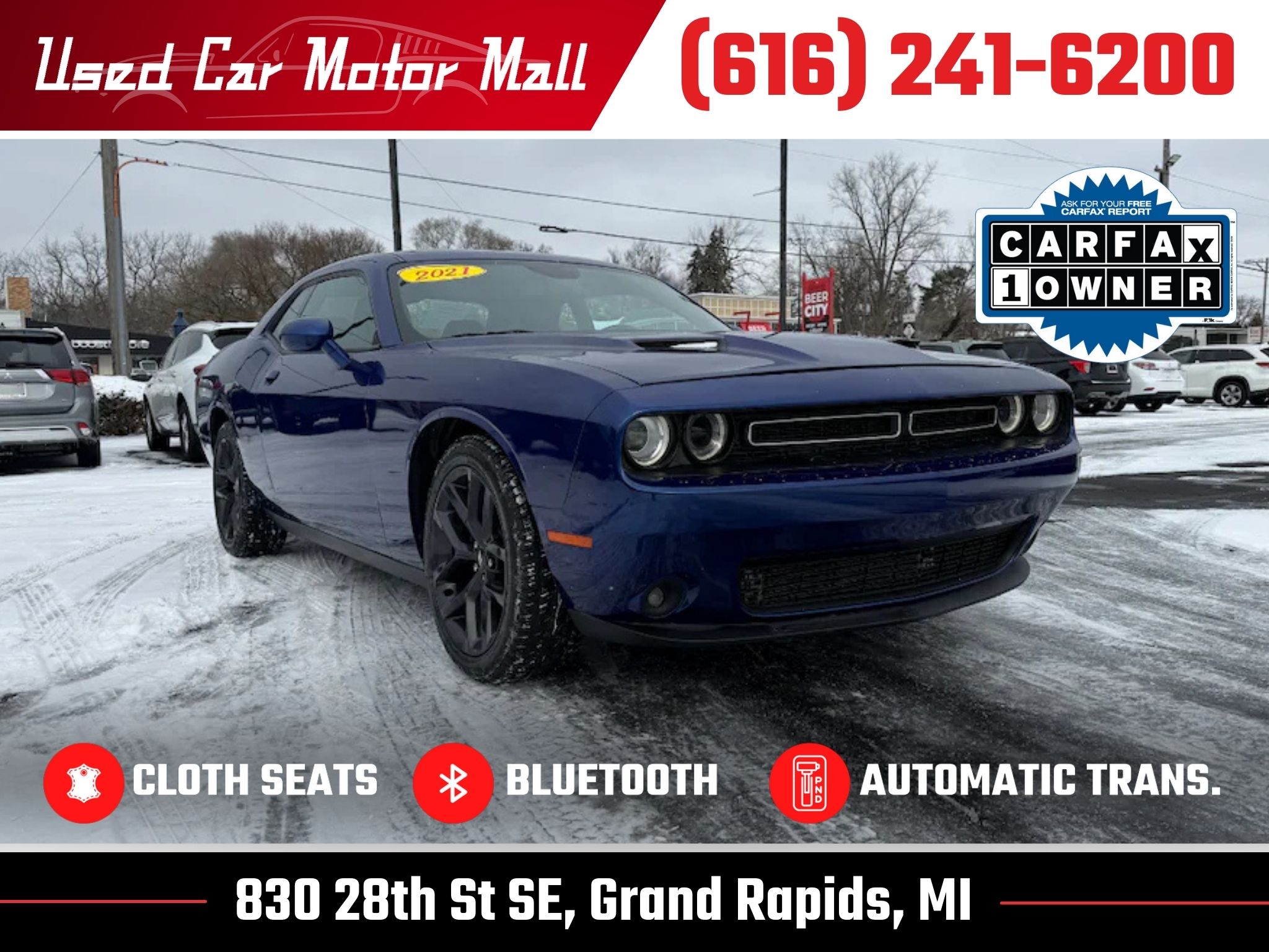 2021 Dodge Challenger SXT's photo