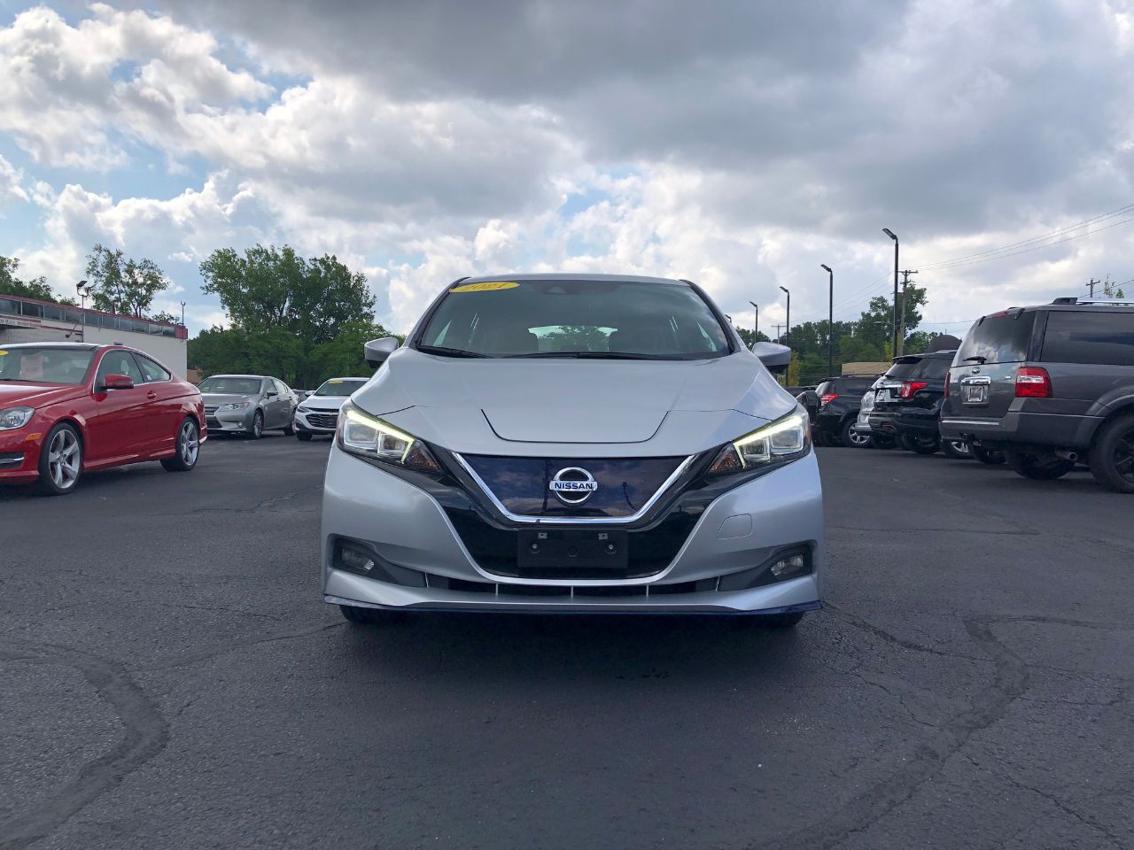 2021 Nissan Leaf SV Plus photo 2