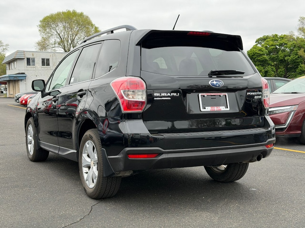 Used 2015 Subaru Forester 2.5i SUV